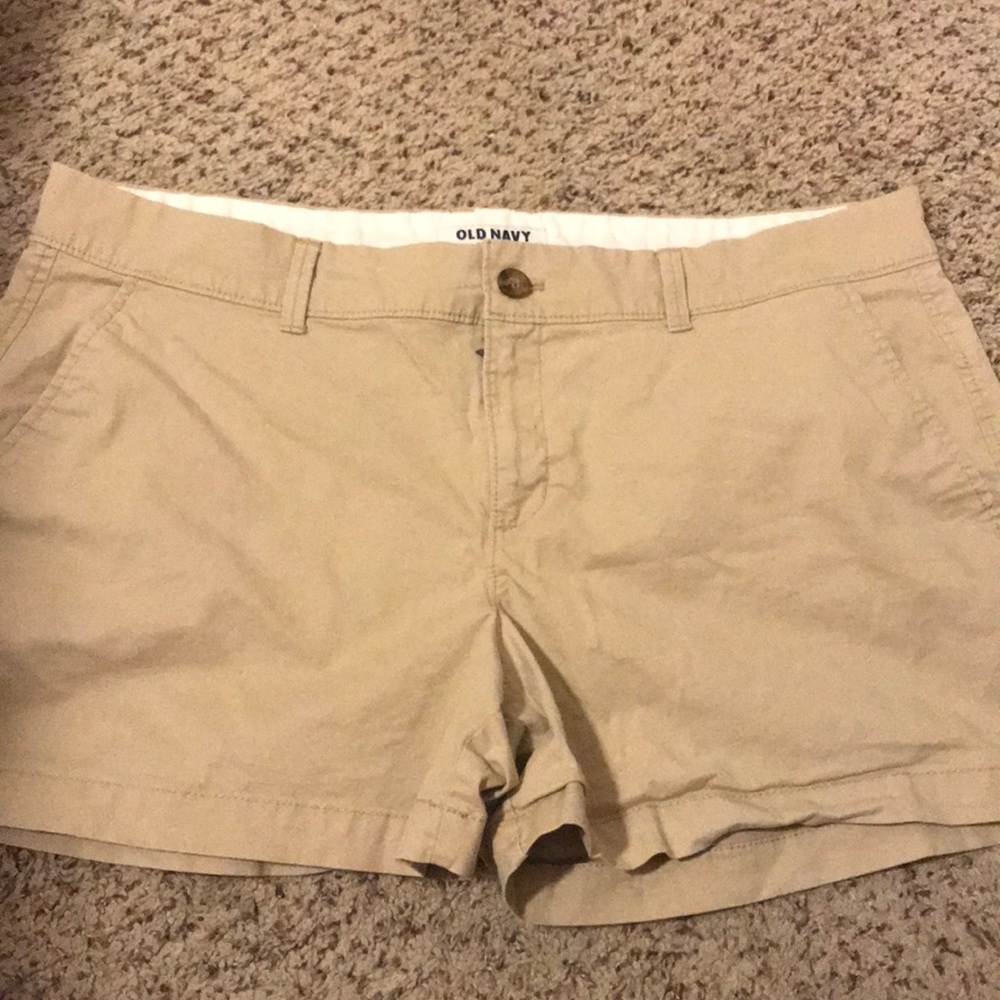 Khaki Old Navy Shorts!